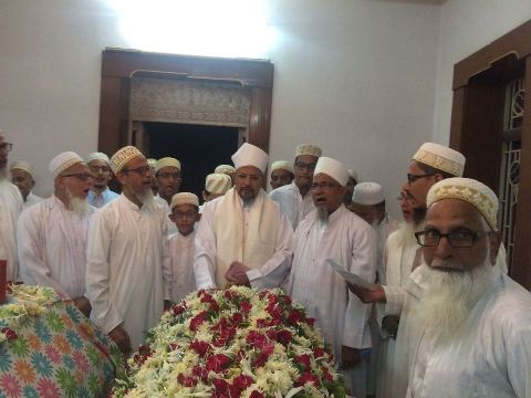 Mukaasir Maulaa in Rawzah Taaherah of Muqaddas Maulaa